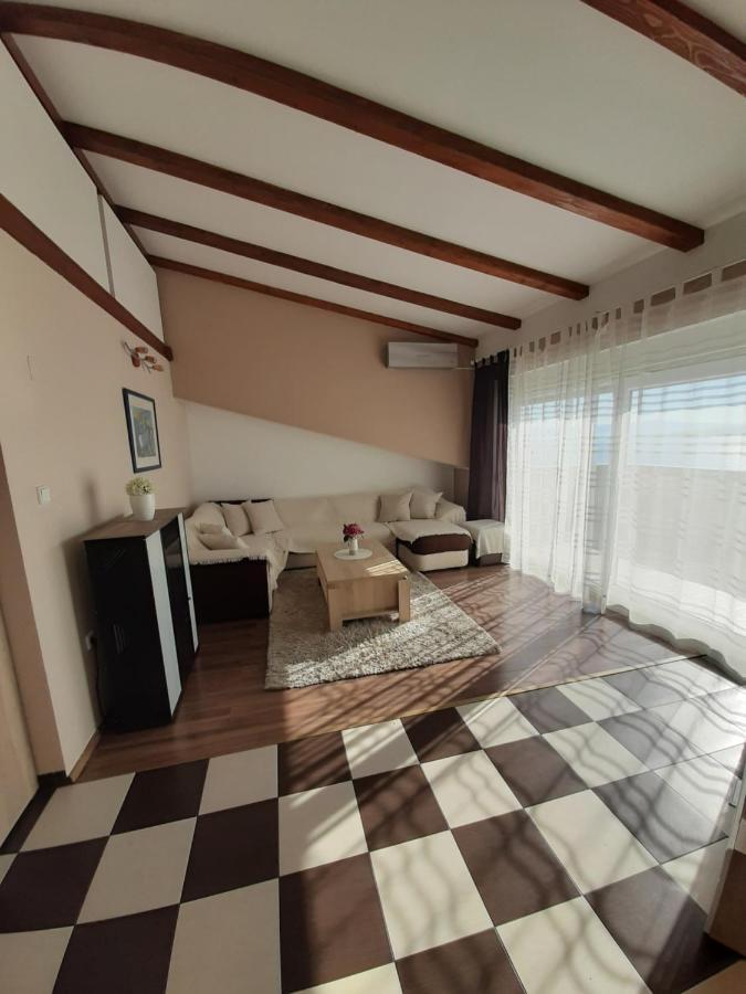 Apartment Franka Dramalj Exterior foto